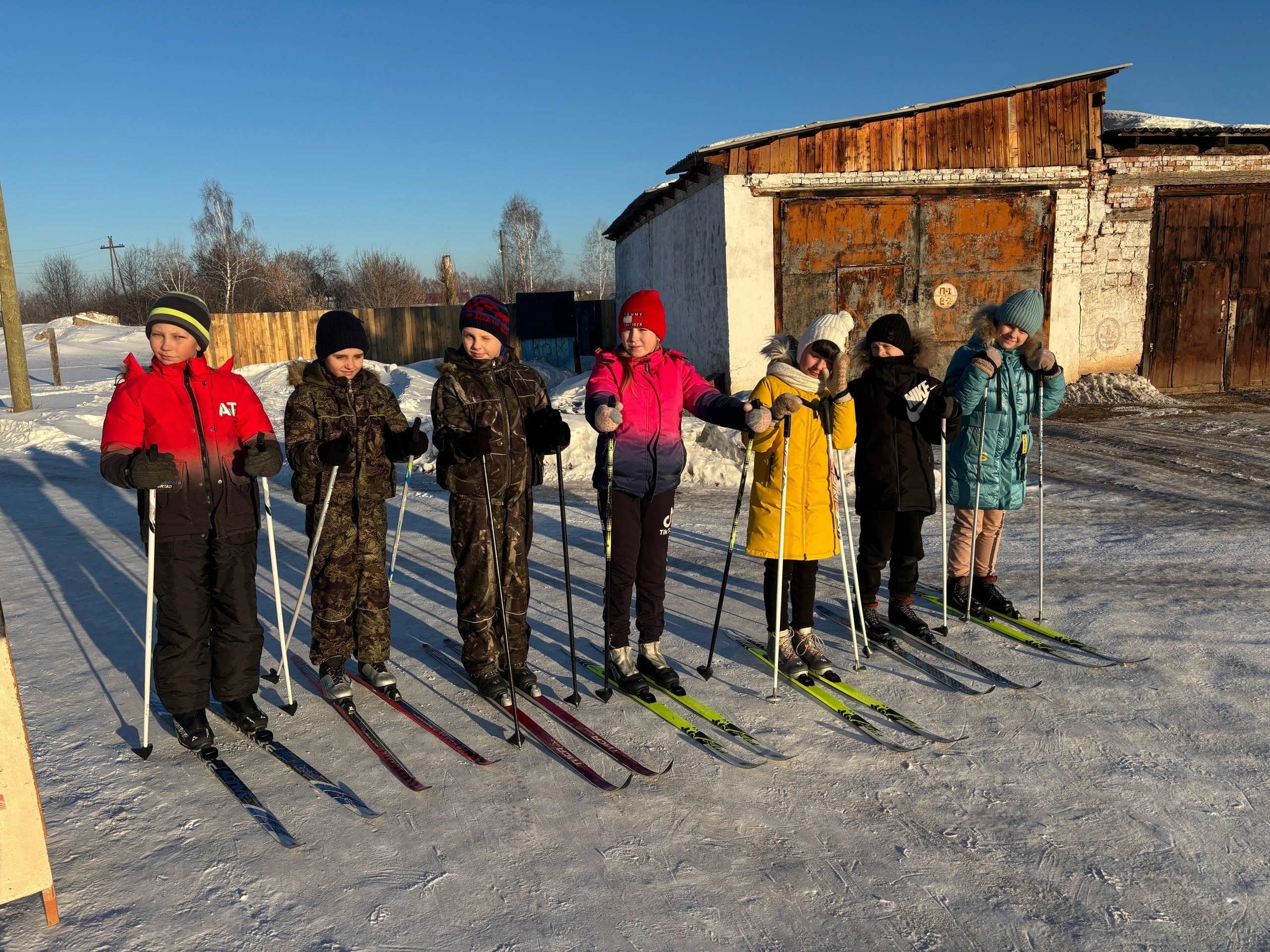 Школьная спортивная лига по лыжным гонкам .